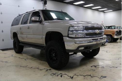 2004 Chevrolet Suburban 1500 LT