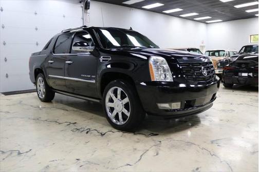 2011 Cadillac Escalade EXT Premium