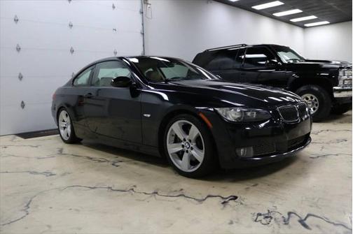 2009 BMW 335 335i 2dr Coupe