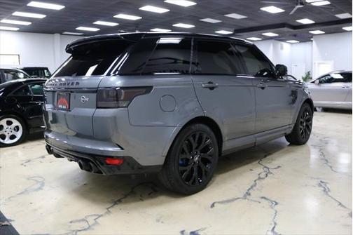 2017 Land Rover Range Rover Sport 5.0L Supercharged SVR