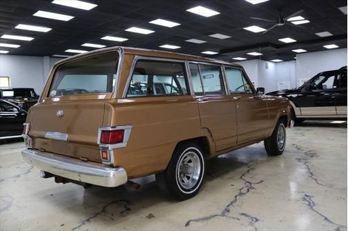 1982 Jeep Wagoneer Limited 4dr 4WD SUV