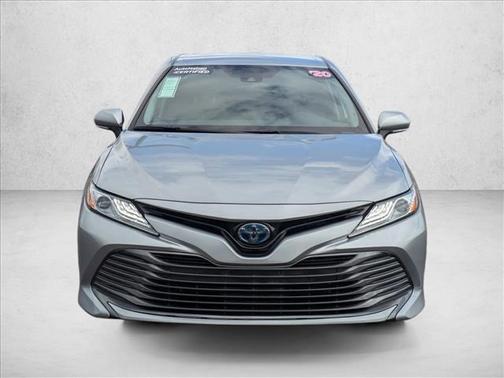 2020 Toyota Camry Hybrid XLE