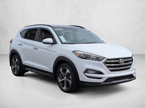 Dazzling White 2016 Hyundai TUCSON Limited