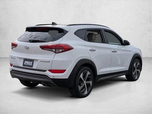 Dazzling White 2016 Hyundai TUCSON Limited