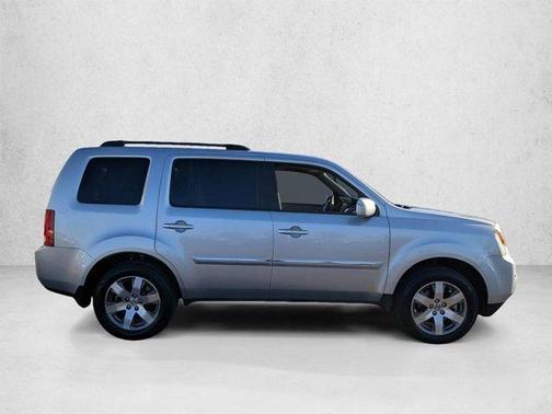 Silver Gray 2013 Honda Pilot Touring