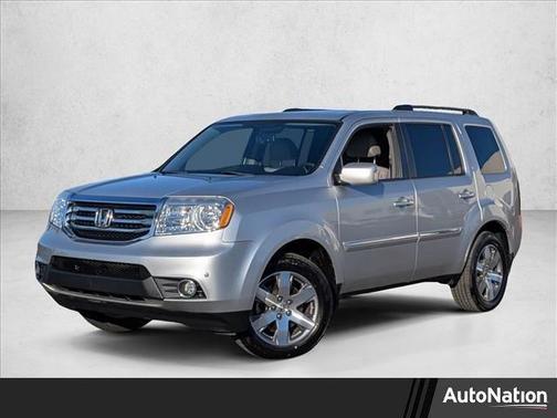 Silver Gray 2013 Honda Pilot Touring