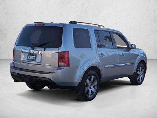 Silver Gray 2013 Honda Pilot Touring