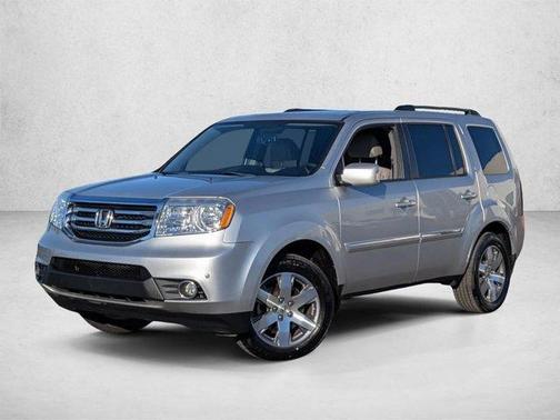Silver Gray 2013 Honda Pilot Touring