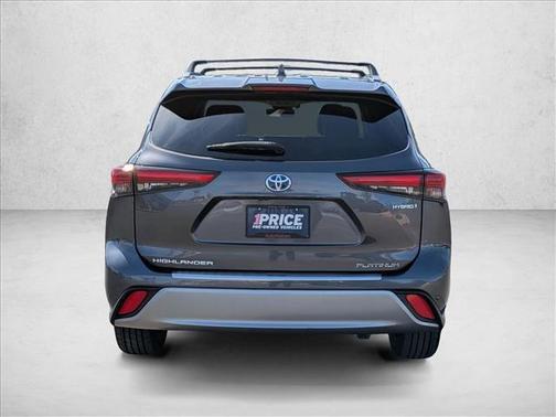 2021 Toyota Highlander Hybrid Platinum