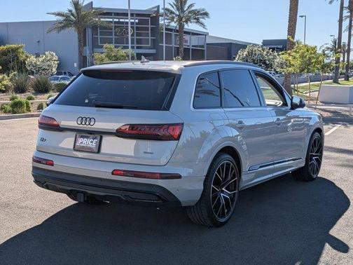 2023 Audi Q7 55 Prestige