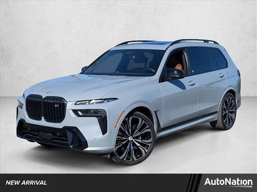 2023 BMW X7 M60i