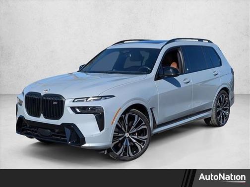 2023 BMW X7 M60i