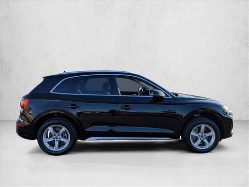 Brilliant Black 2021 Audi Q5 45 Premium