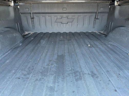 Silver Ice Metallic 2018 Chevrolet Silverado 1500 LT