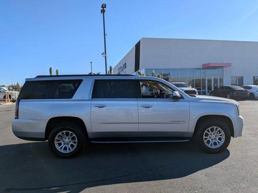 2019 GMC Yukon XL SLT