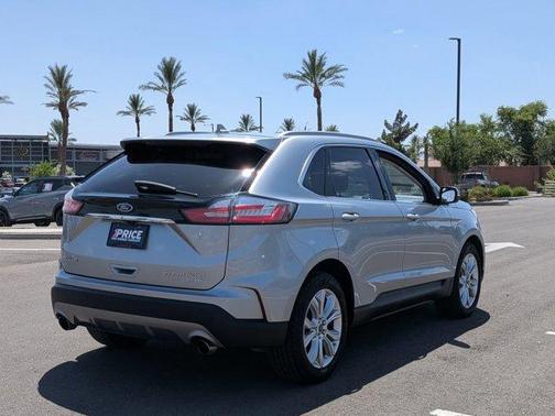 Iconic Silver Metallic 2020 Ford Edge Titanium
