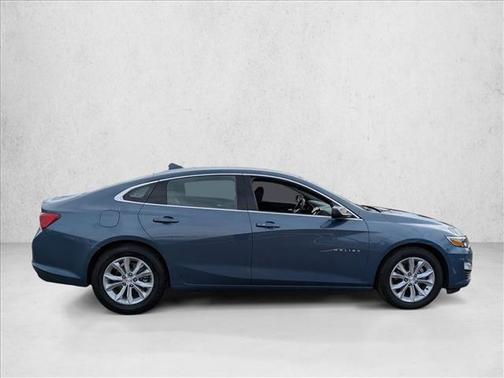 Lakeshore Blue Metallic 2024 Chevrolet Malibu LT