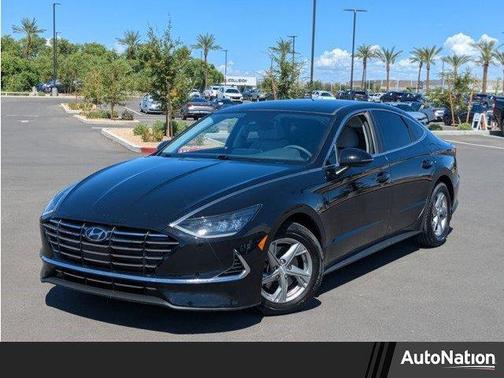 2022 Hyundai SONATA SE