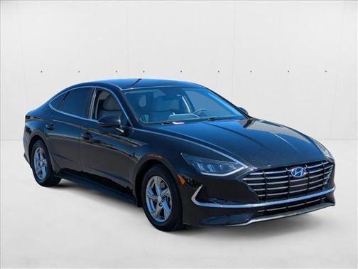 2022 Hyundai SONATA SE