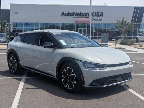 Glacier 2022 Kia EV6 Wind