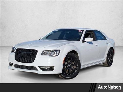2022 Chrysler 300 Touring L