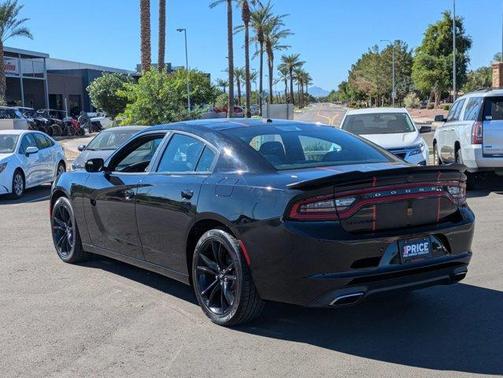 2018 Dodge Charger SXT