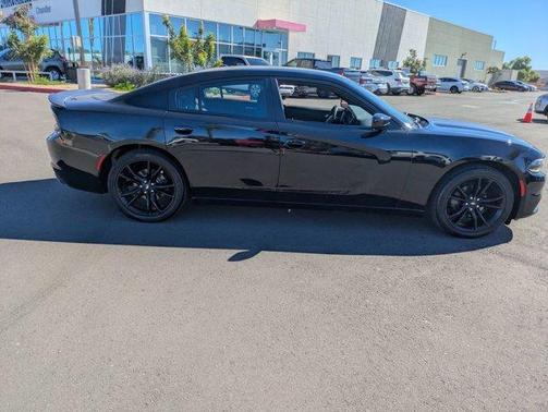 2018 Dodge Charger SXT