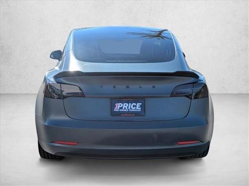 2022 Tesla Model 3 Base