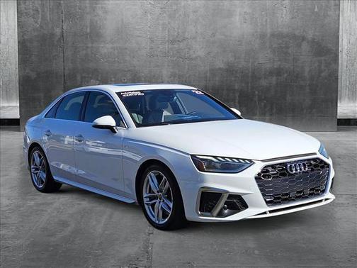 2022 Audi A4 45 S line Premium Plus