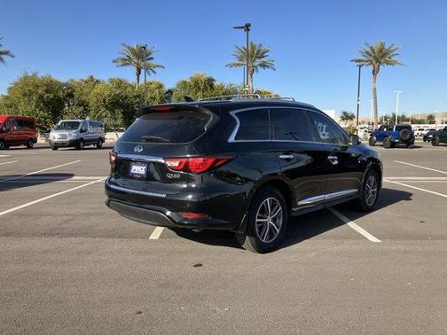 2016 INFINITI QX60 Base