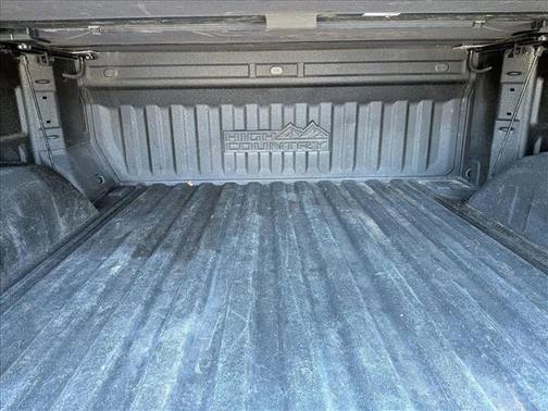 Dark Ash Metallic 2023 Chevrolet Silverado 1500 High Country