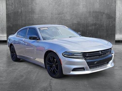 2016 Dodge Charger SE