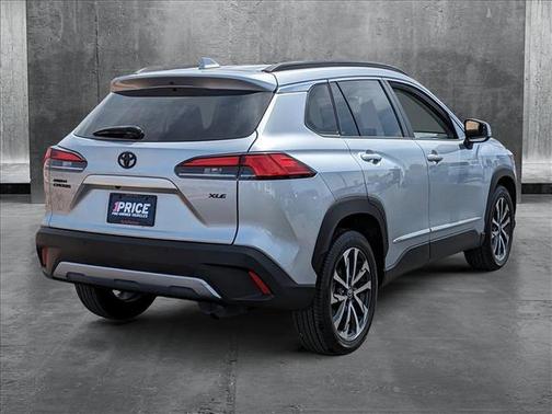 2022 Toyota Corolla Cross XLE