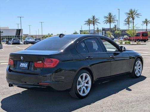 Black 2015 BMW 320 i