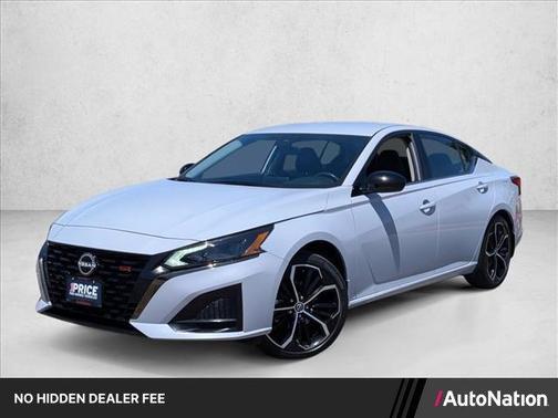 Gray Sky Pearl 2025 Nissan Altima SR