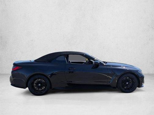 Black Sapphire Metallic 2022 BMW M4 Competition xDrive