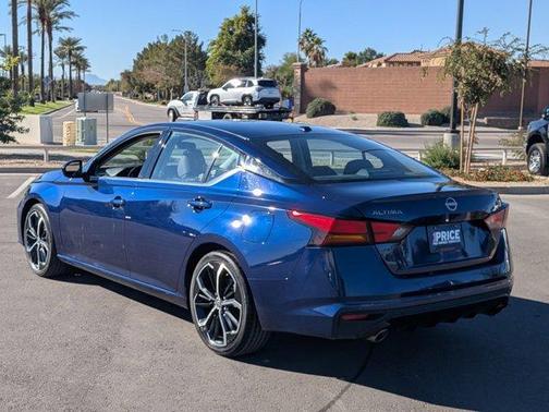 2023 Nissan Altima 2.5 SR