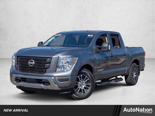 2023 Nissan Titan SV