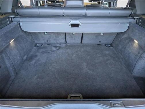 White 2024 BMW X5 xDrive40i