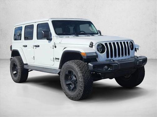 2020 Jeep Wrangler Unlimited Sahara Altitude