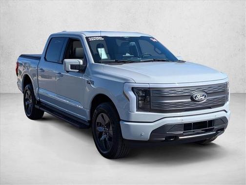 2024 Ford F-150 Lightning LARIAT