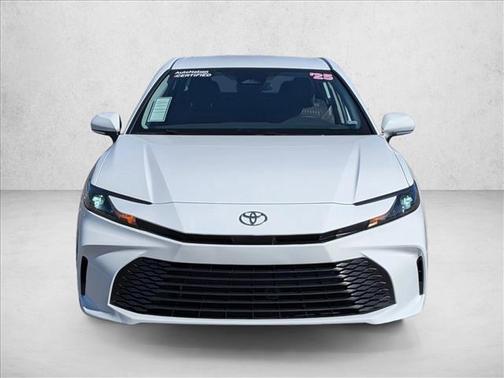 Ice 2025 Toyota Camry LE