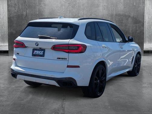 2020 BMW X5 M50i