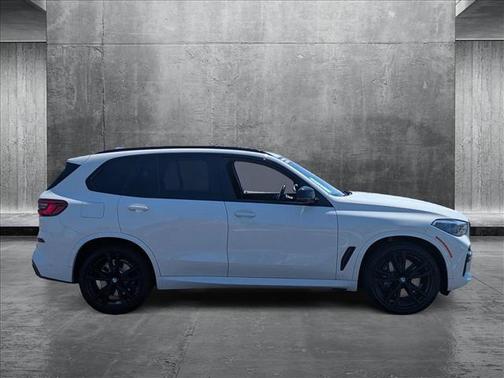 2020 BMW X5 M50i