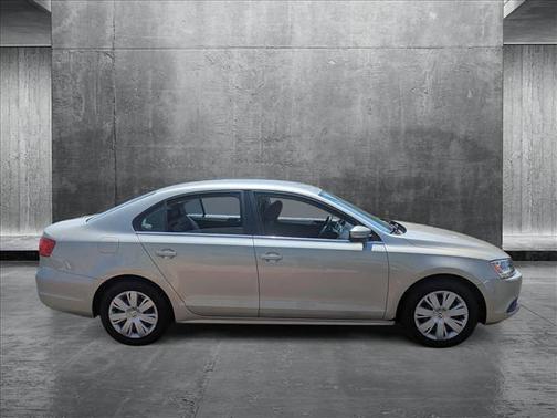 2013 Volkswagen Jetta SE