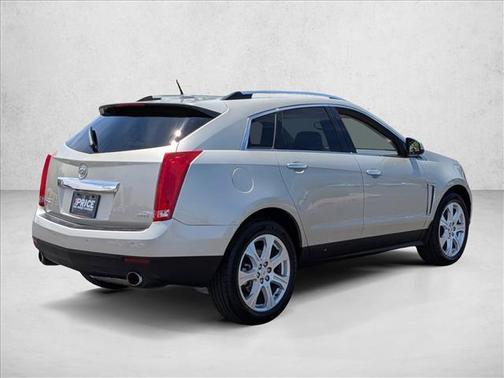 Silver Coast Metallic 2014 Cadillac SRX Performance Collection