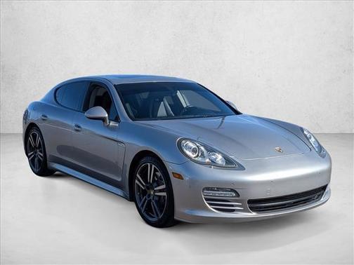 2012 Porsche Panamera 4