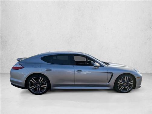 2012 Porsche Panamera 4