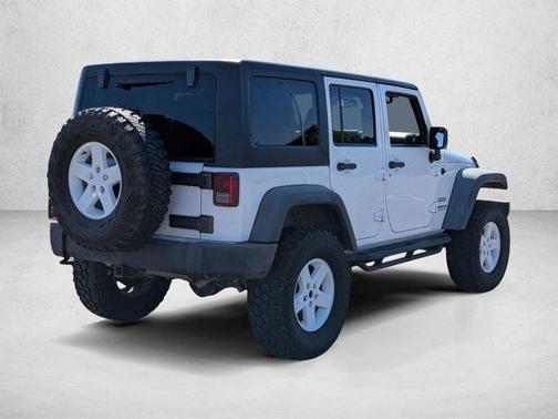 Bright White Clearcoat 2014 Jeep Wrangler Unlimited Sport