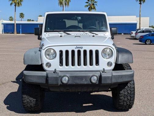 Bright White Clearcoat 2014 Jeep Wrangler Unlimited Sport